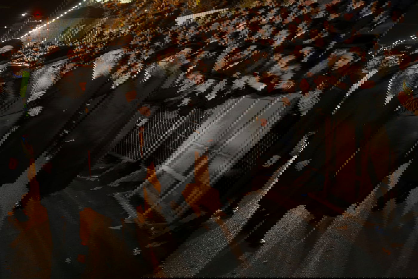 צפו: רבבות בקבלת פנים לאדמו"ר מסאטמר