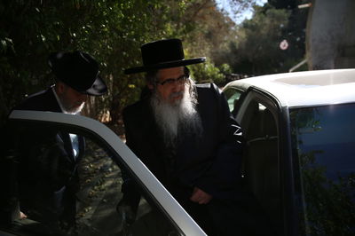 גלעד ארדן הסביר: בין ביקור האדמו"ר מסאטמר לפעילי BDS