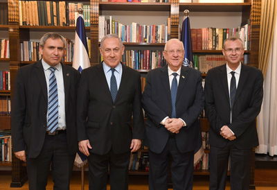 ראובן ריבלין נפגש עם בנימין נתניהו: "נגד פסילת ציבורים"