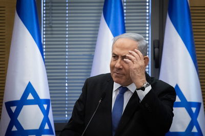 נתניהו עונה לגנץ: "פנית למפלגות החרדיות"