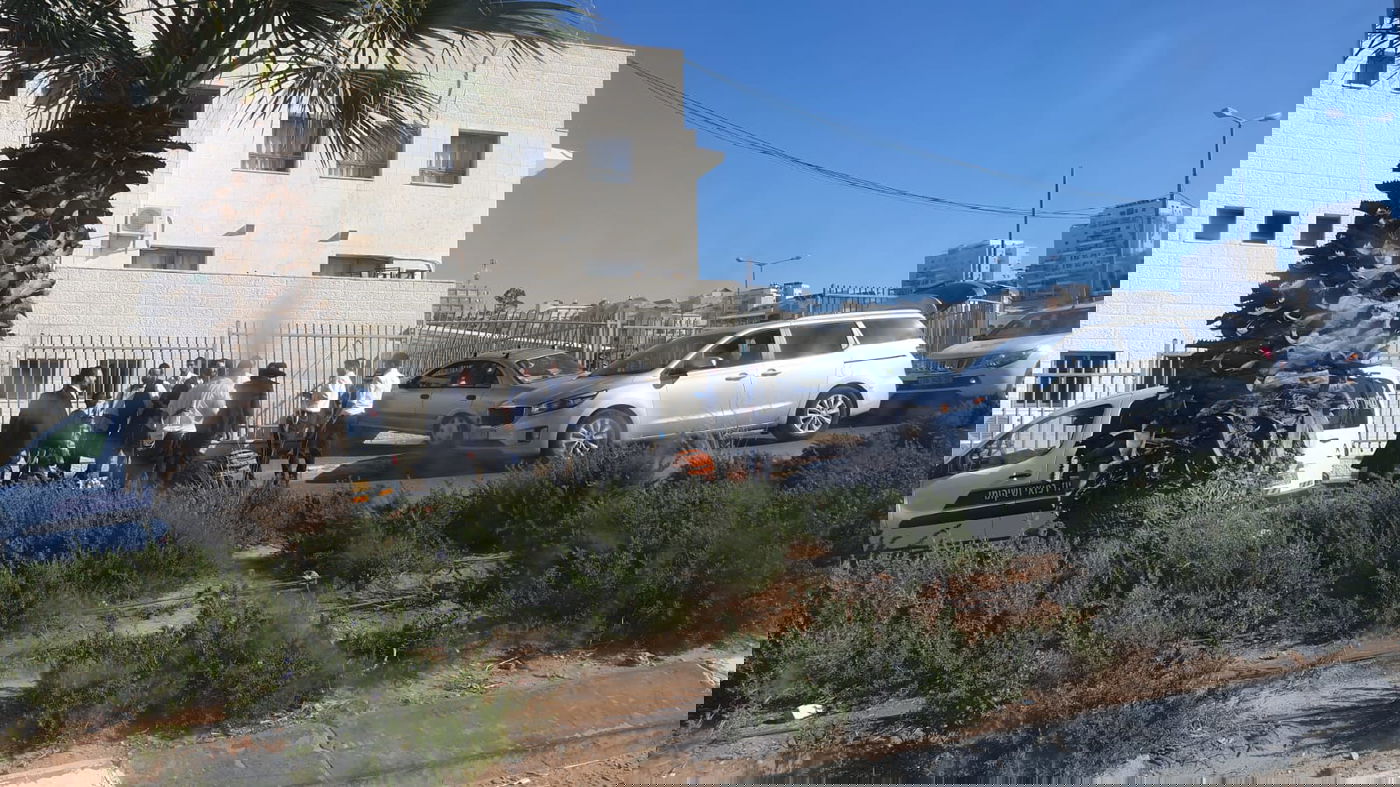 לפני סיום הלימודים: רכב התנגש בגדר החיידר