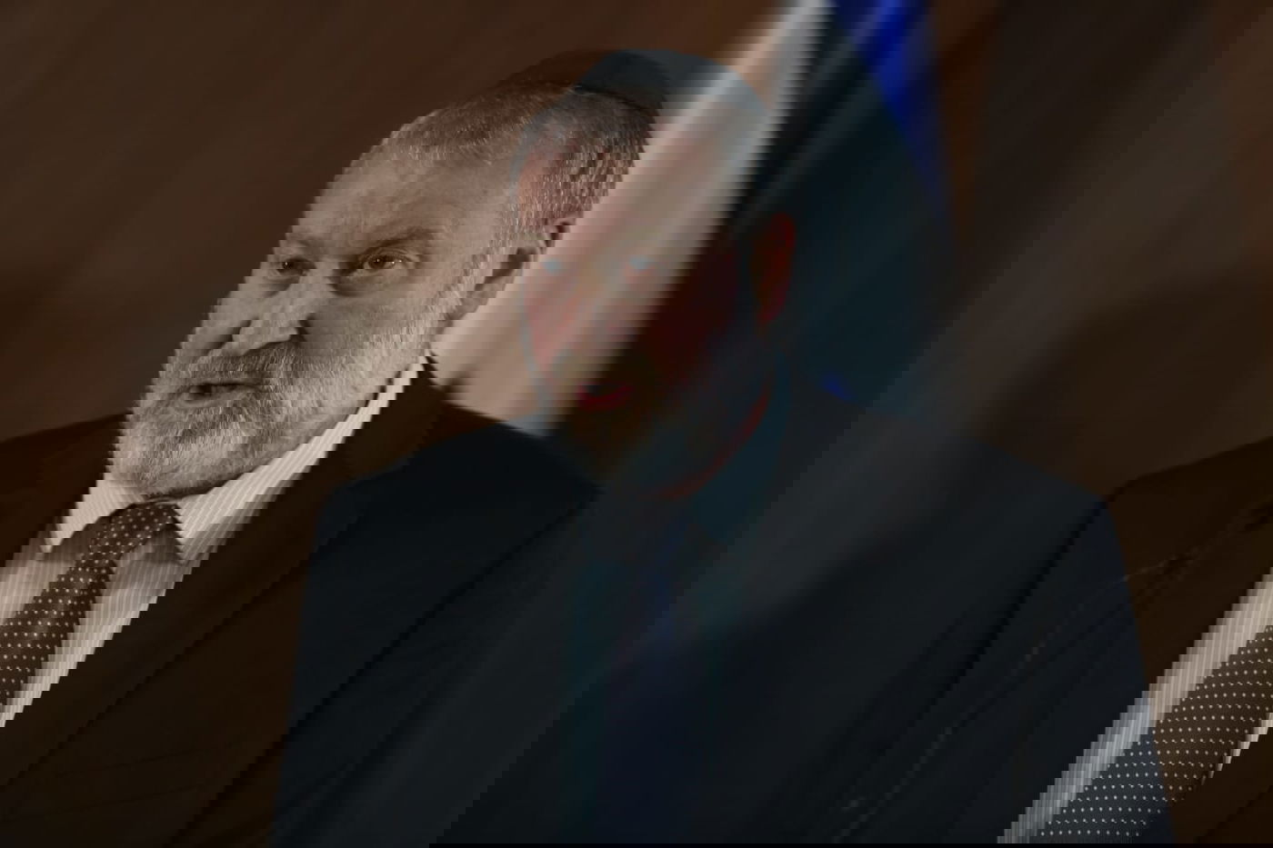 היועמ"ש מנדלבליט נימק: מדוע אאשים את נתניהו בשוחד