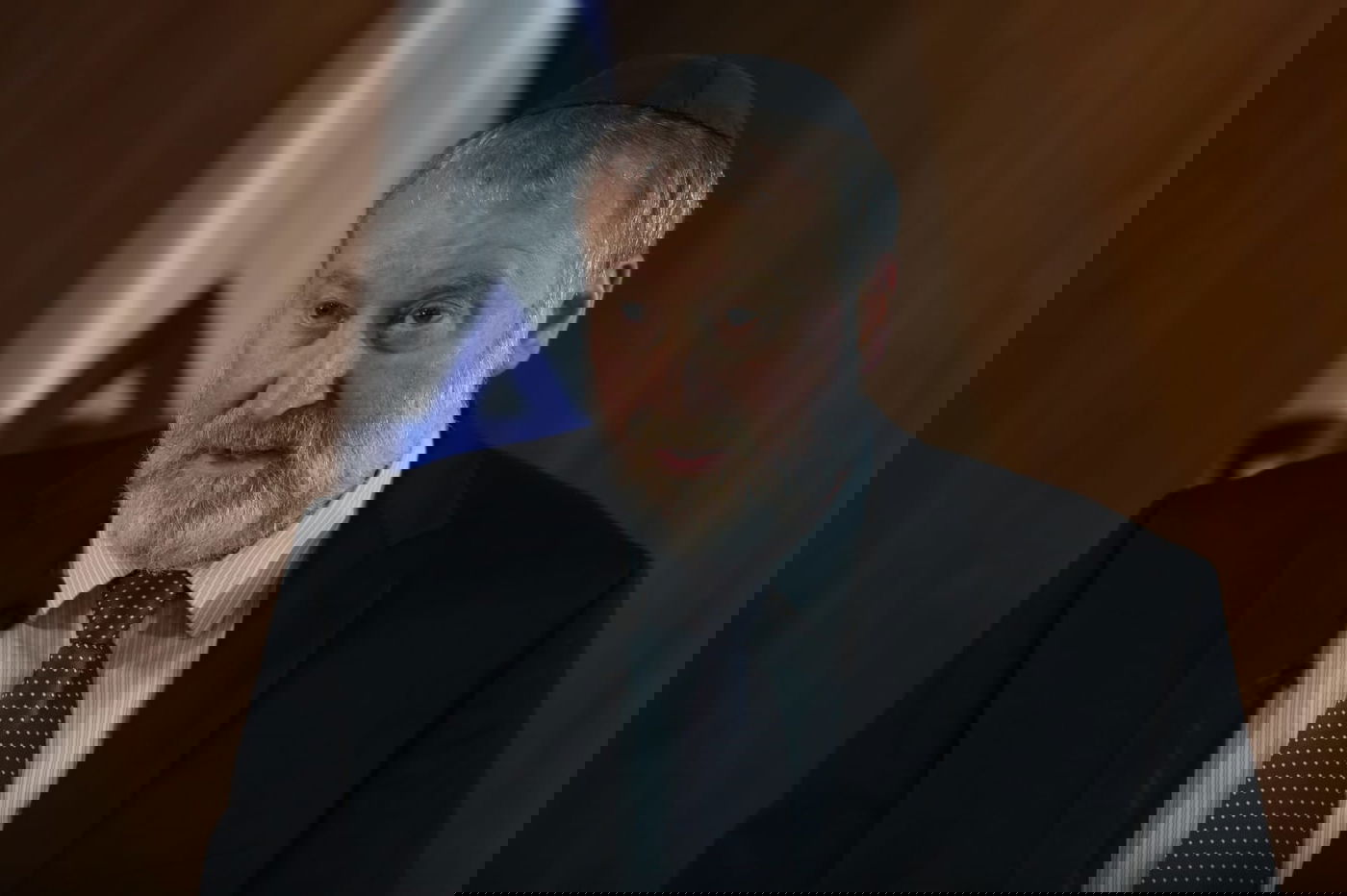 היועמ"ש מנדלבליט נימק: מדוע אאשים את נתניהו בשוחד