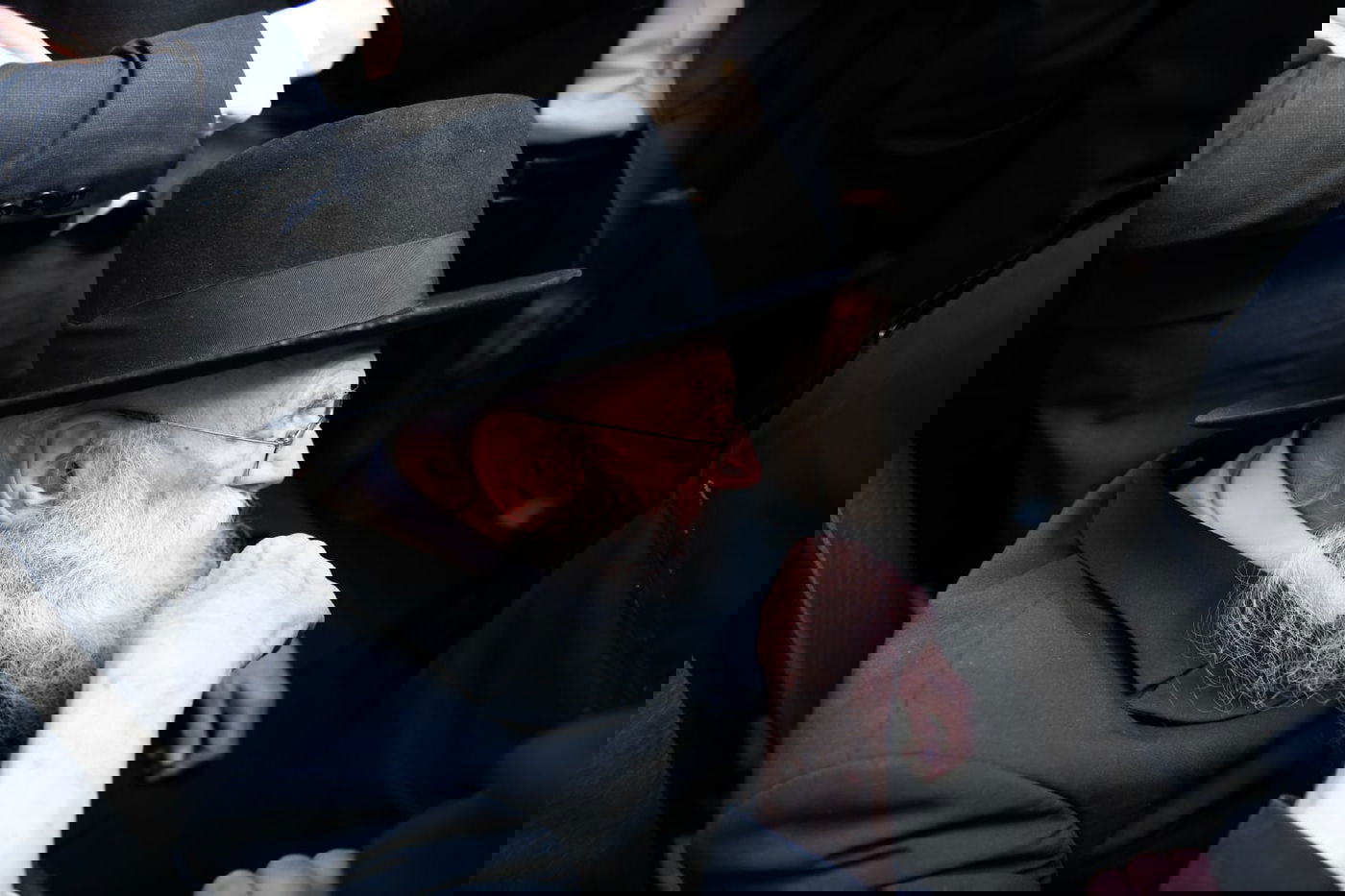 ה'חזונאישניקים' ליוו את רבם למנוחות. תיעוד