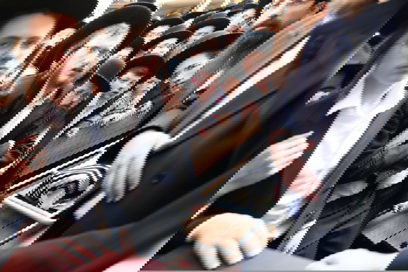 ה'חזונאישניקים' ליוו את רבם למנוחות. תיעוד