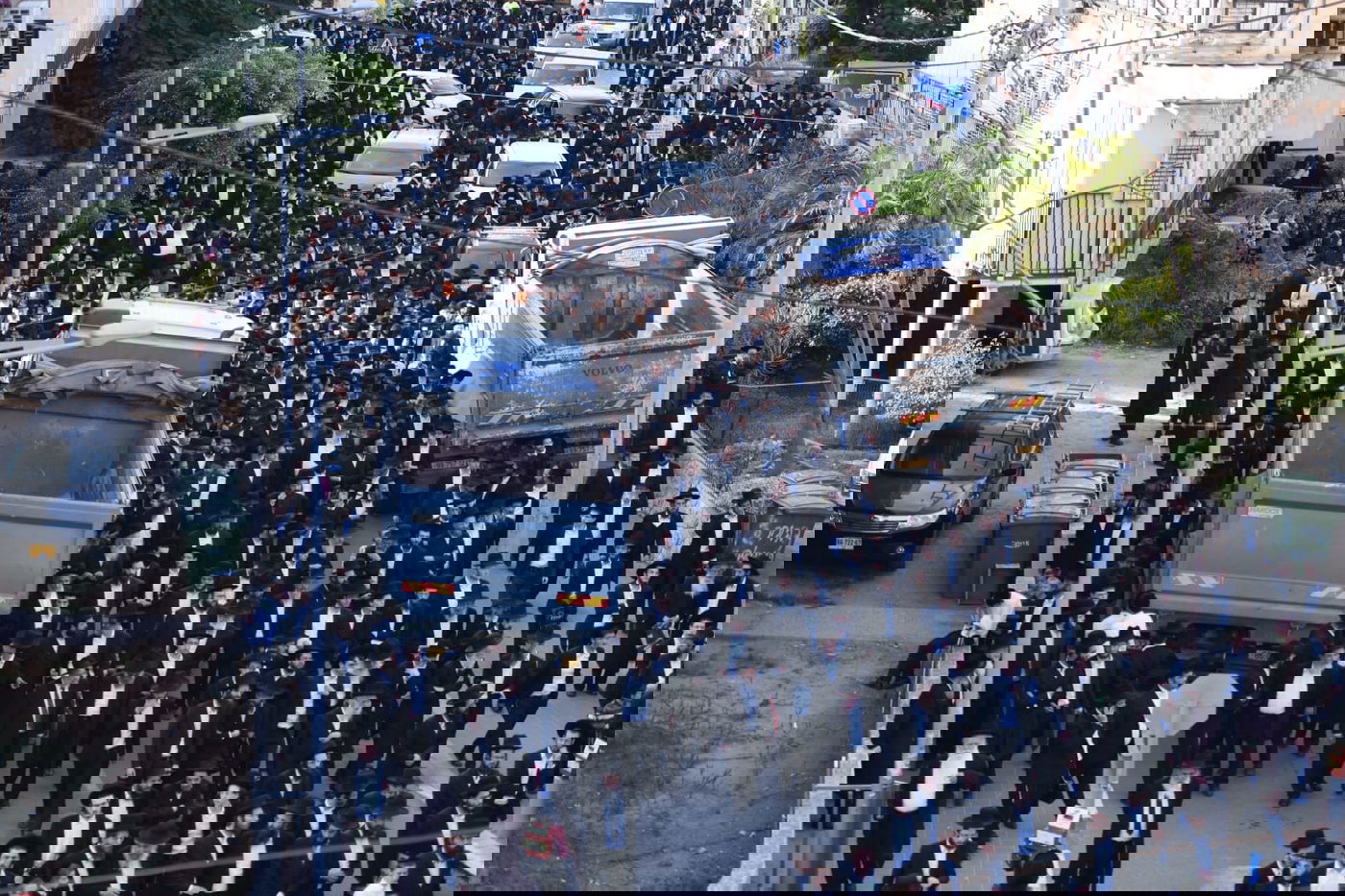 ה'חזונאישניקים' ליוו את רבם למנוחות. תיעוד