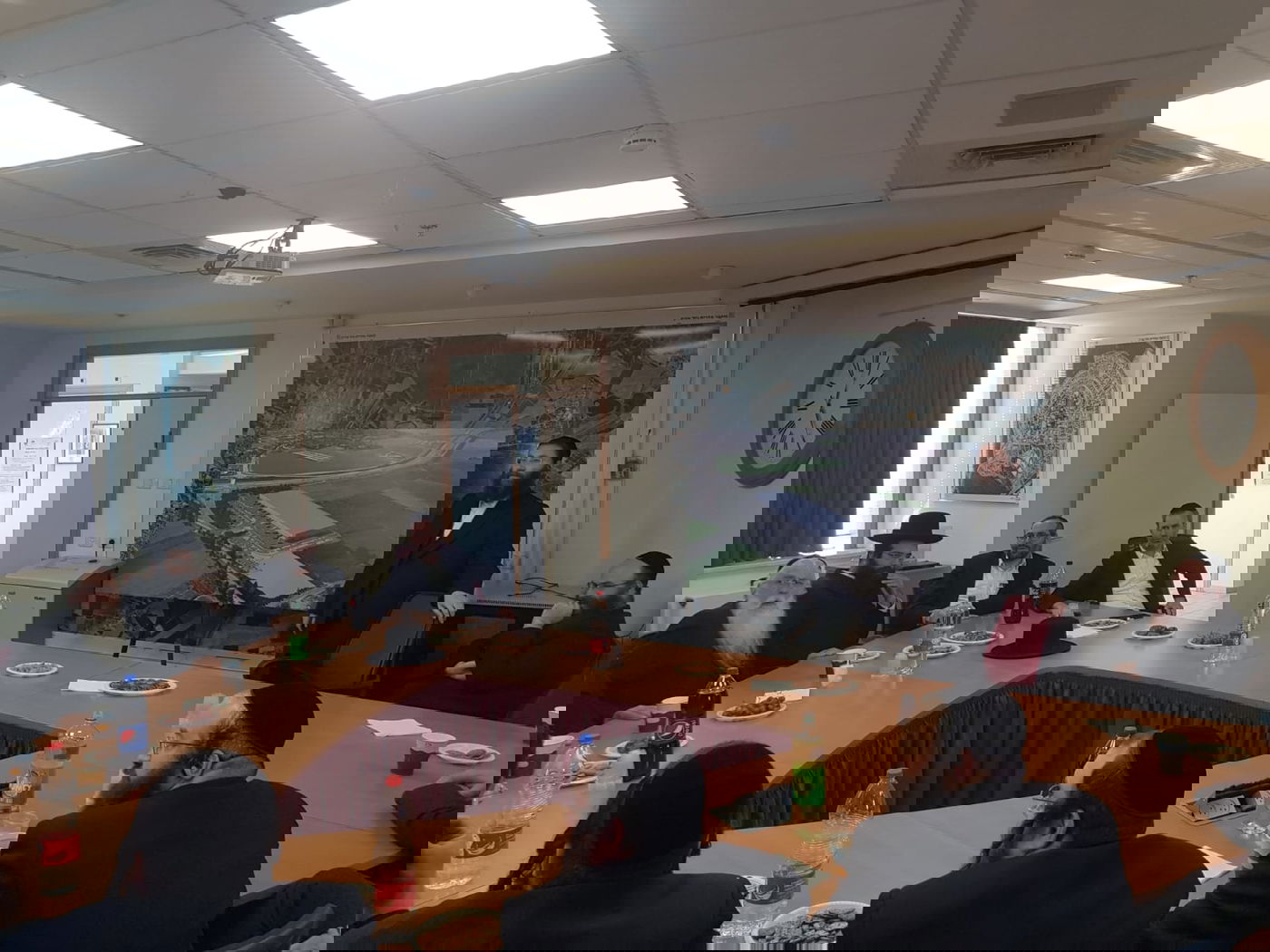 סיום הש"ס: נציגי 'דגל' ו'אגודה' סיירו בהאנגר