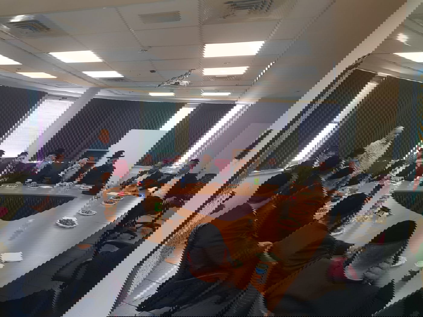 סיום הש"ס: נציגי 'דגל' ו'אגודה' סיירו בהאנגר