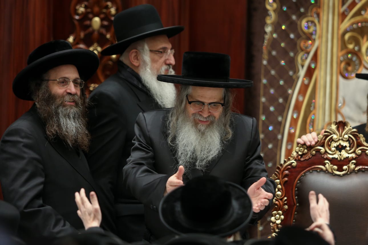 הנעשה בחצרות הקודש בשבת פרשת חיי שרה