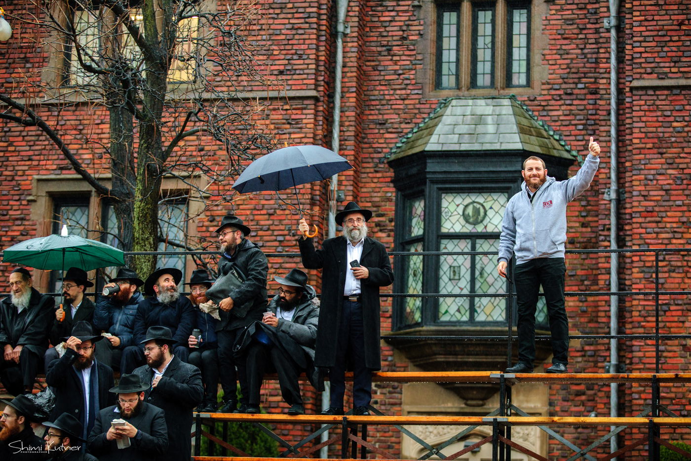 סיקור מיוחד ל'כיכר': שלוחי חב"ד נערכים לתמונה המסורתית
