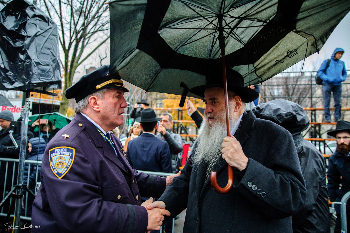 סיקור מיוחד ל'כיכר': שלוחי חב"ד נערכים לתמונה המסורתית