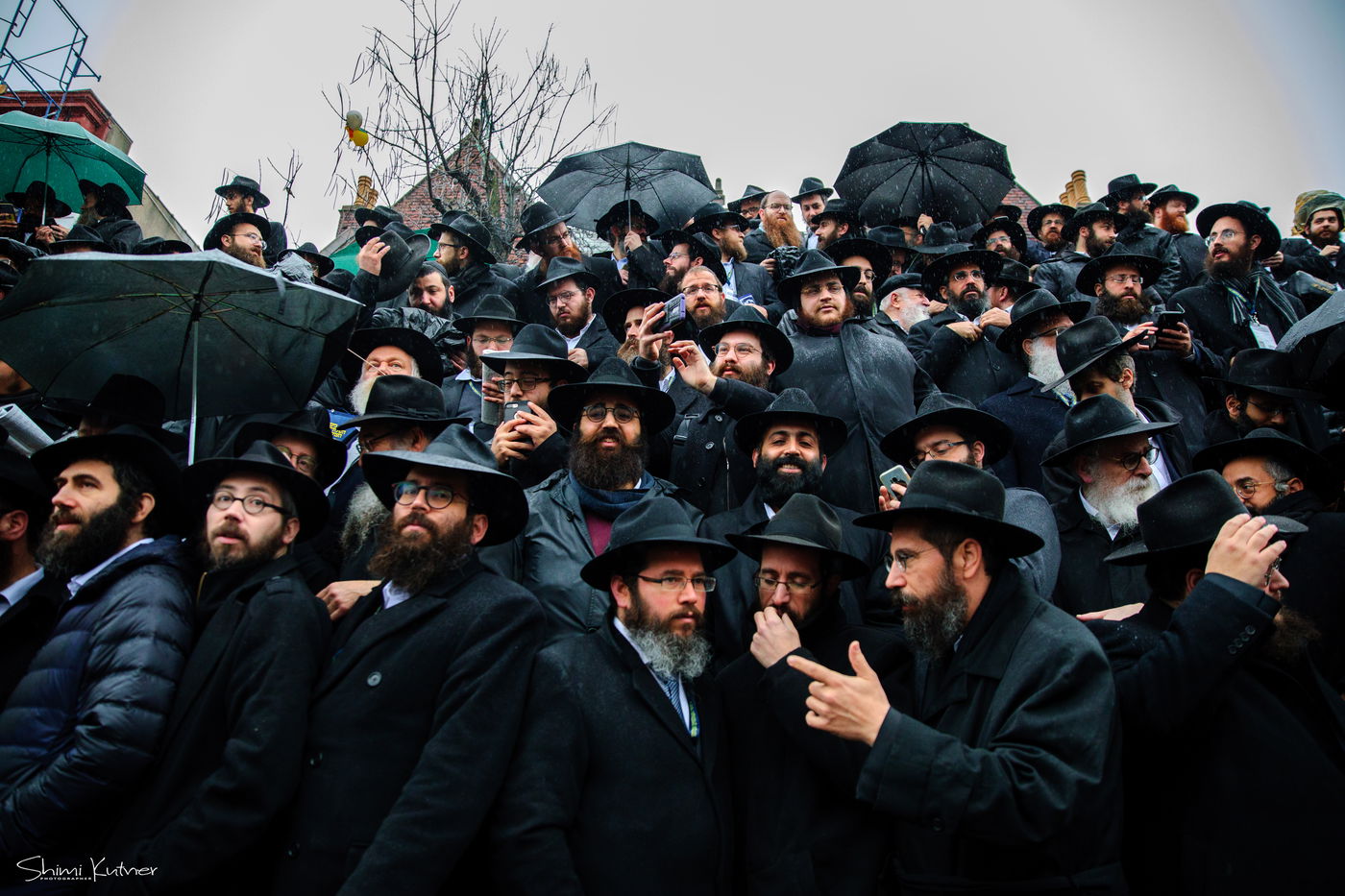 סיקור מיוחד ל'כיכר': שלוחי חב"ד נערכים לתמונה המסורתית