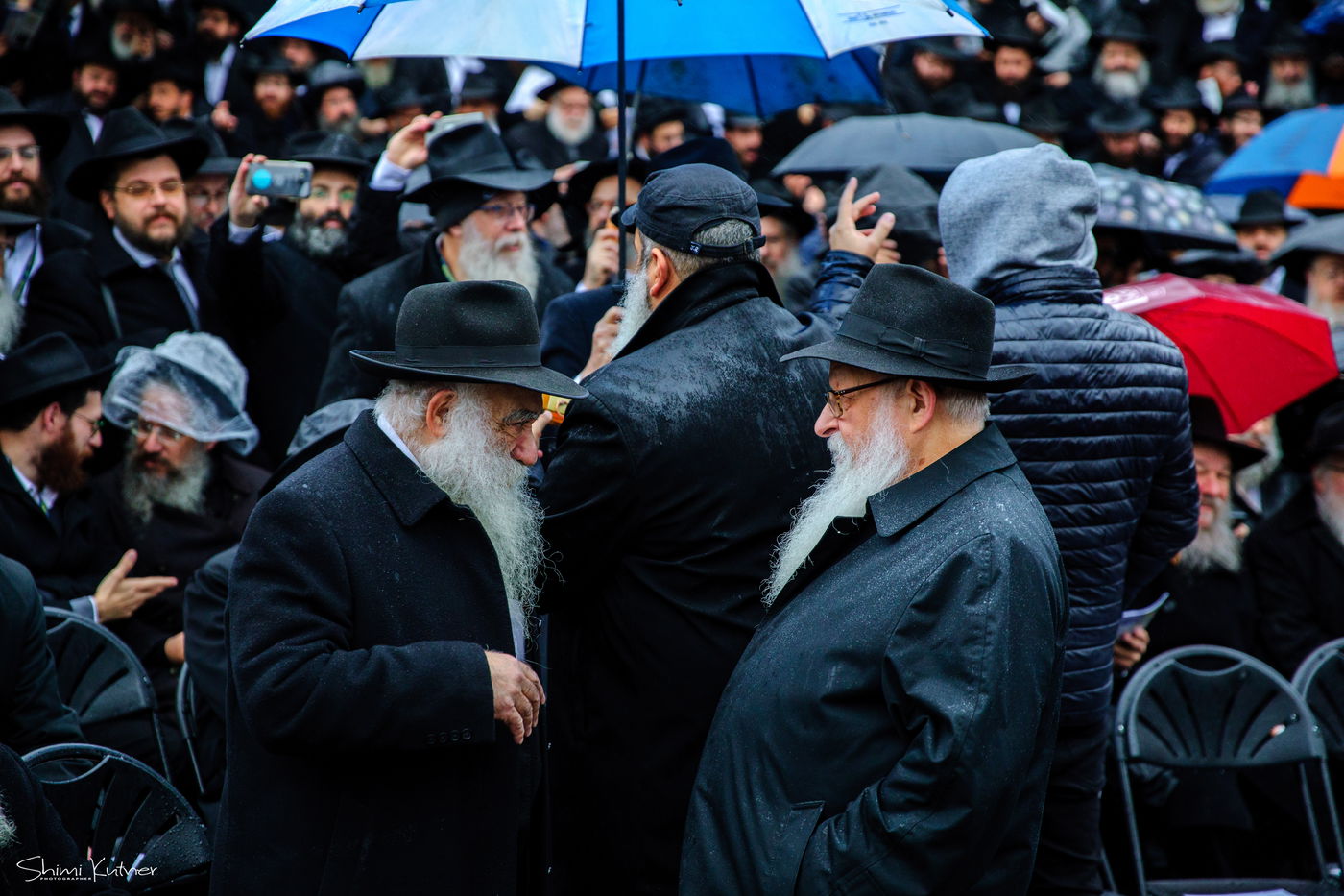 סיקור מיוחד ל'כיכר': שלוחי חב"ד נערכים לתמונה המסורתית