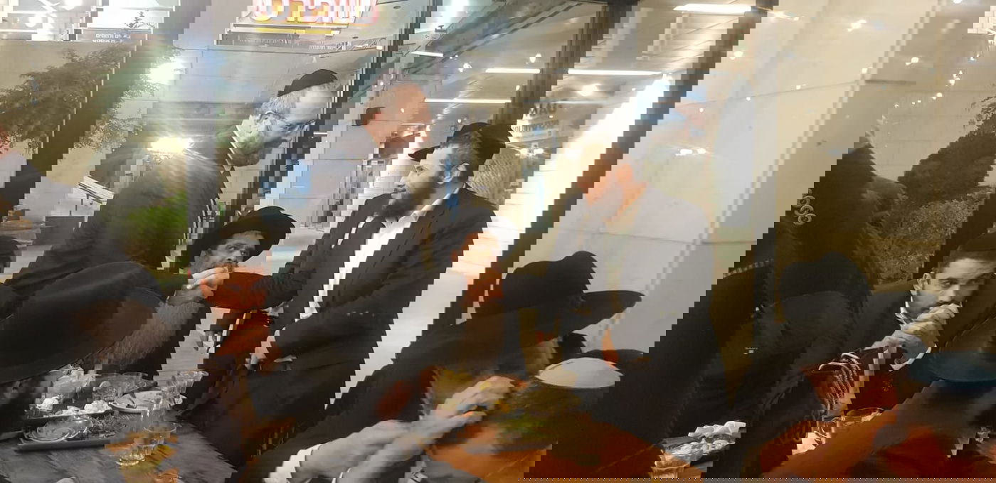 כך חגגו יום הולדת ליוסף חיים כלף - "איש הצללים" של אריה דרעי • צפו