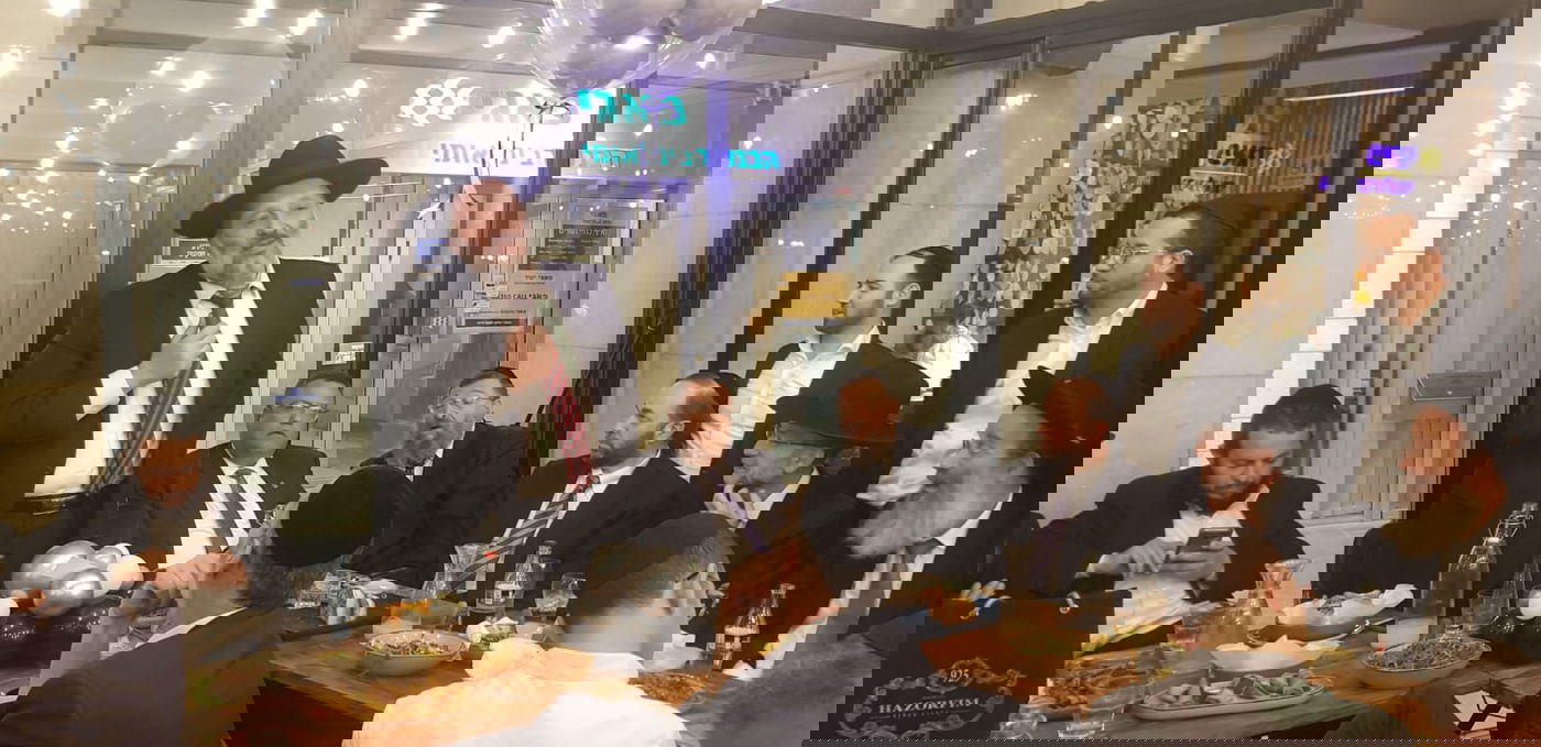 כך חגגו יום הולדת ליוסף חיים כלף - "איש הצללים" של אריה דרעי • צפו