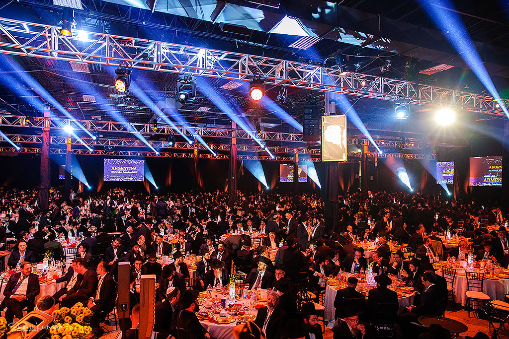 ה'באנקעט': 6500 שלוחי חב"ד באולם אחד