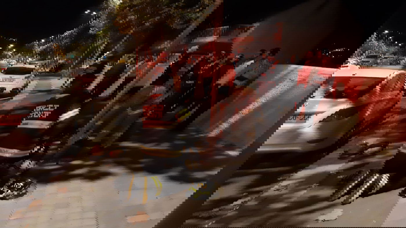 גבר כבן 70 נשרף למוות בתוך דירת מגורים