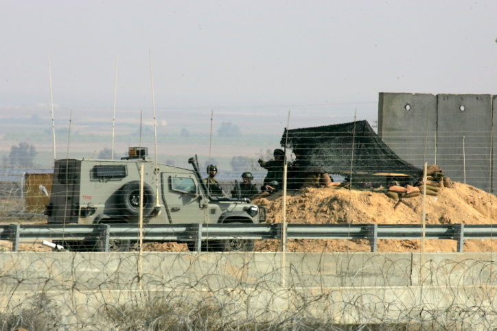 גבול עזה-ישראל  מהצד העזתי