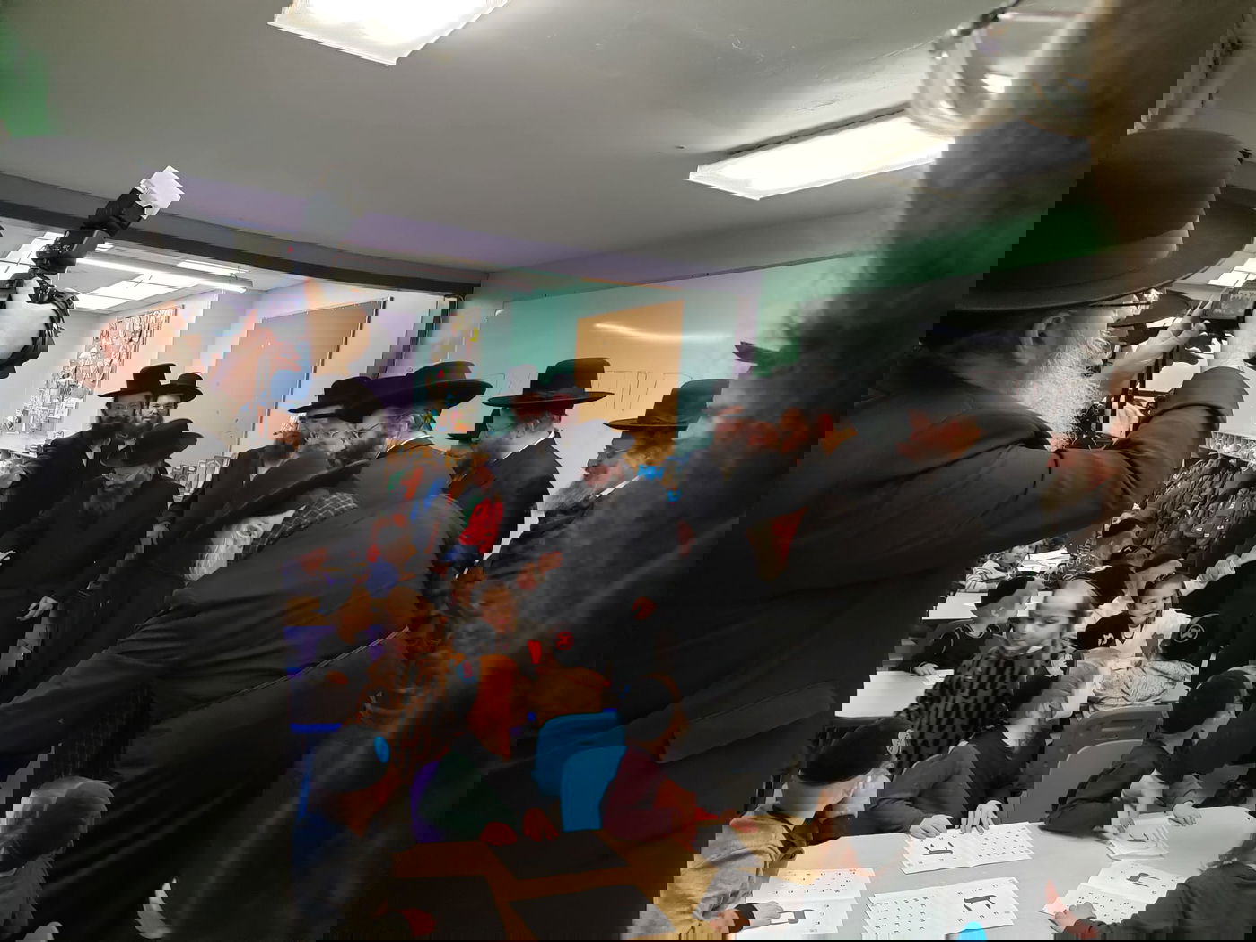 בני האדמו"ר מגור ביקרו את הקהילה בארה"ב