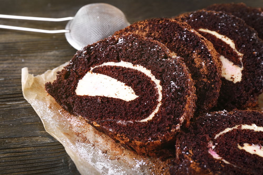 לא צריך סיבה למסיבה: רולדת שוקולד במילוי קרם שמנת