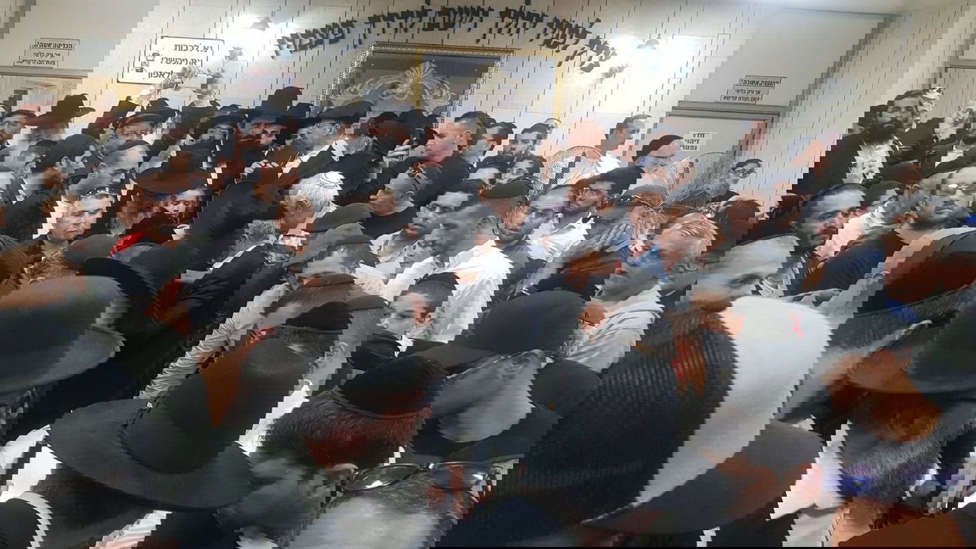 היתום בן ה-7 הספיד: "אבא, מי ידליק איתי את החנוכיה???"