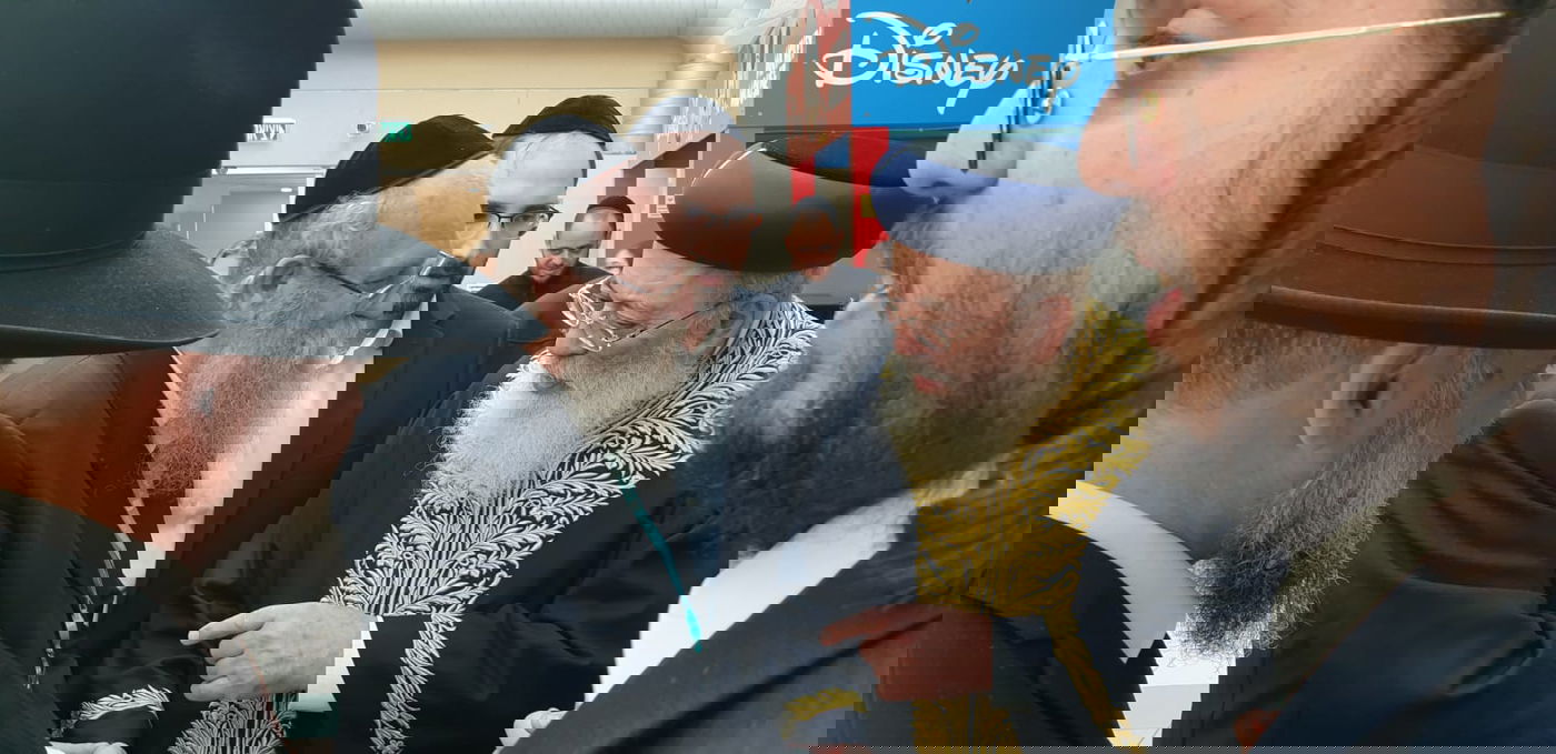 הגר"ש עמאר סייר בבית החולים והביע את התפעלותו