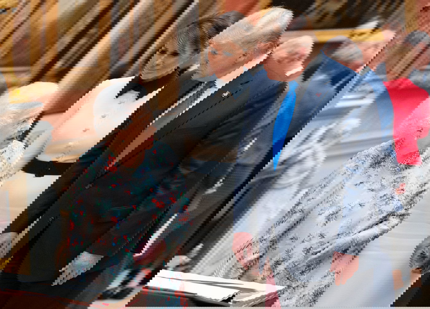 טראמפ בלונדון במפגש עם המלכה