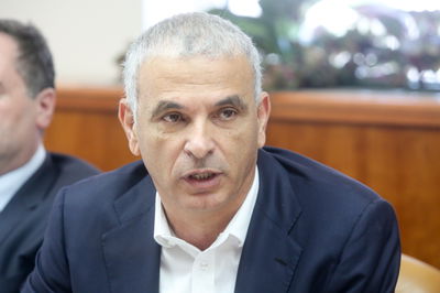 דיווח: השר משה כחלון יודיע על פרישה מהחיים הפוליטיים