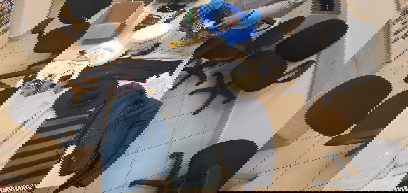 אשדוד: השחית חלונות ראווה ושלטי פרסום - ונעצר