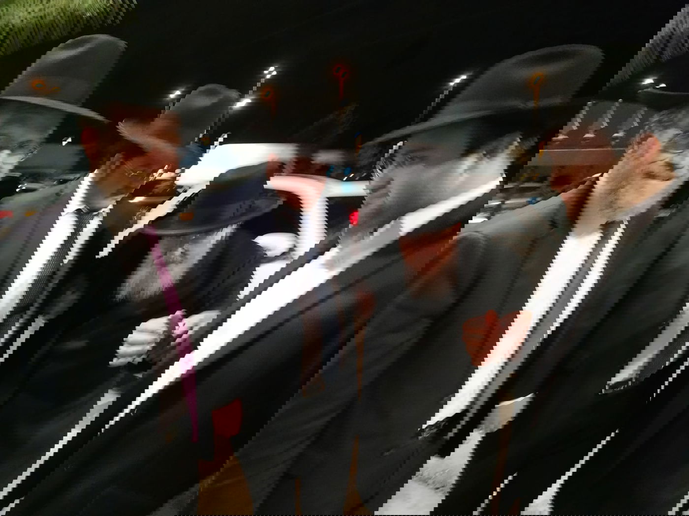 פינדרוס מתברך מהגרב"מ