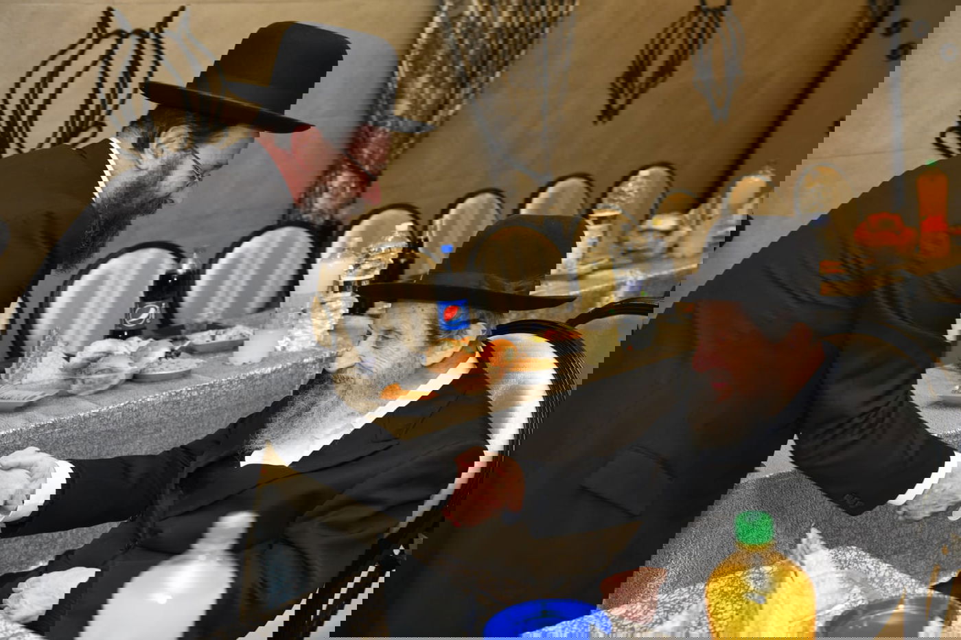 תיעוד: אירוסי נכדת ראש ישיבת סלבודקא, הגאון רבי דב לנדו