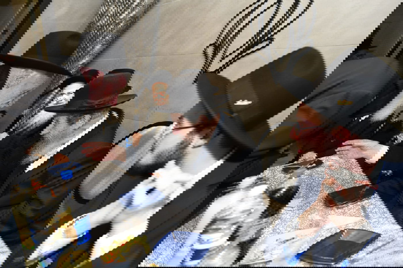 תיעוד: אירוסי נכדת ראש ישיבת סלבודקא, הגאון רבי דב לנדו