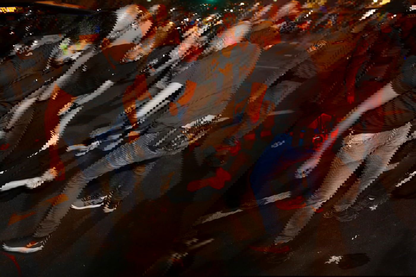 מעצר בהפגנה. ארכיון