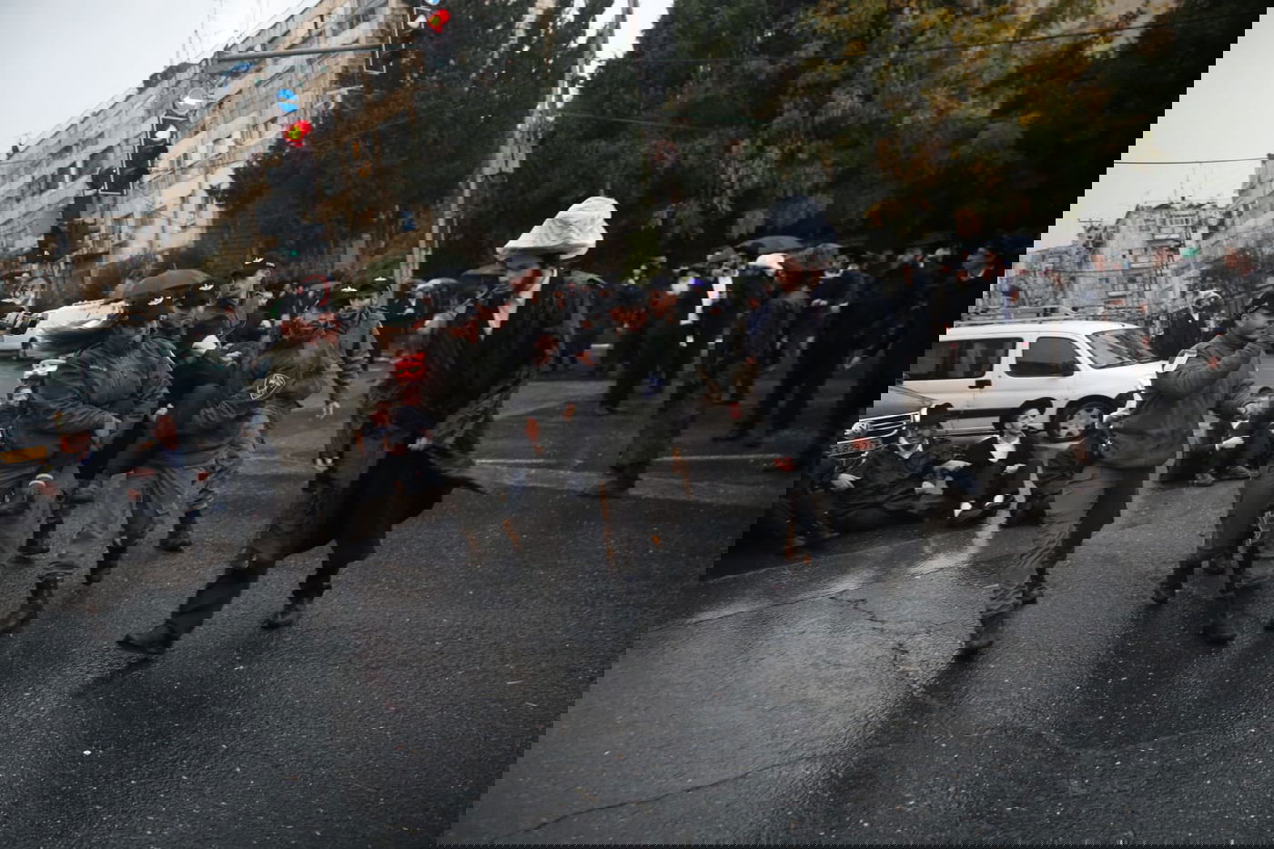 הפגנה סוערת בירושלים: אלימות ומעצרים