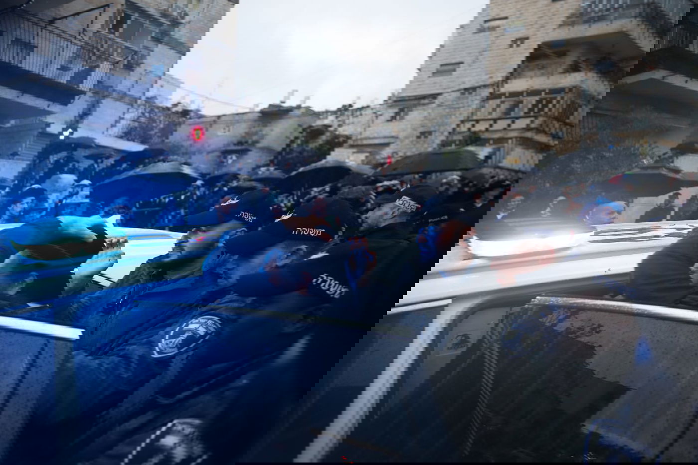 הפגנה סוערת בירושלים: אלימות ומעצרים