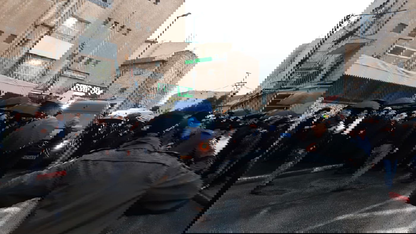 הגר"צ פרידמן בהפגנה: הגר"ש אויערבאך הורה להפגין