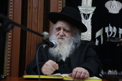 הגר"צ פרידמן בהפגנה: הגר"ש אויערבאך הורה להפגין