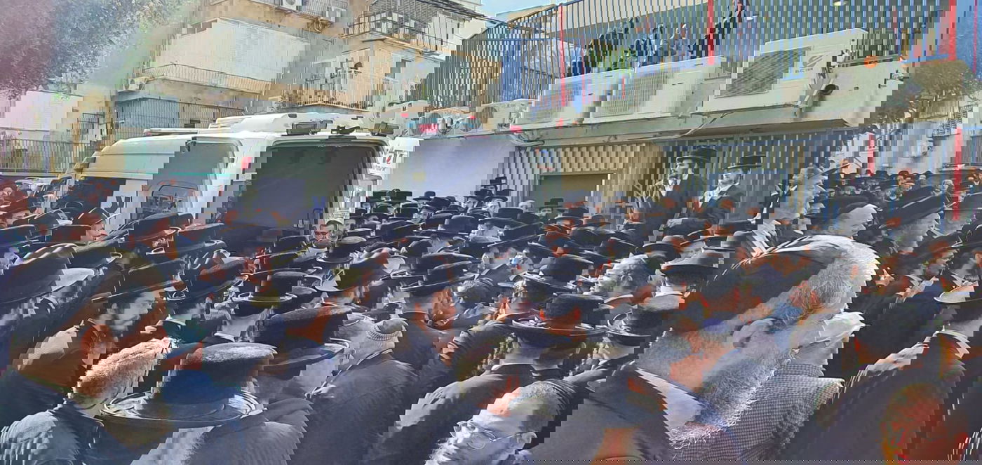 הבני- ברקים נפרדו מר' ירחמיאל שניידר ז"ל: "שימח אנשים"