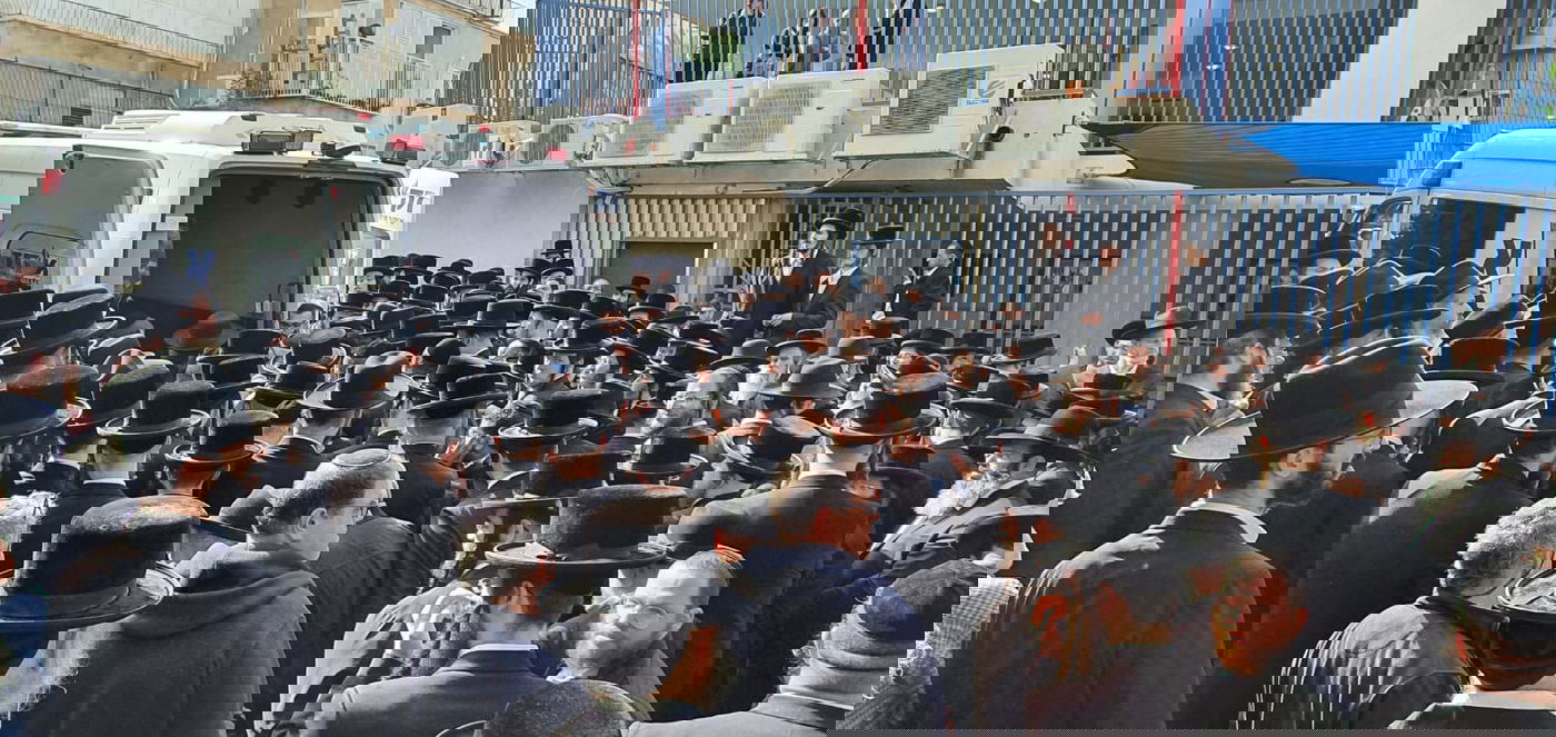 הבני- ברקים נפרדו מר' ירחמיאל שניידר ז"ל: "שימח אנשים"