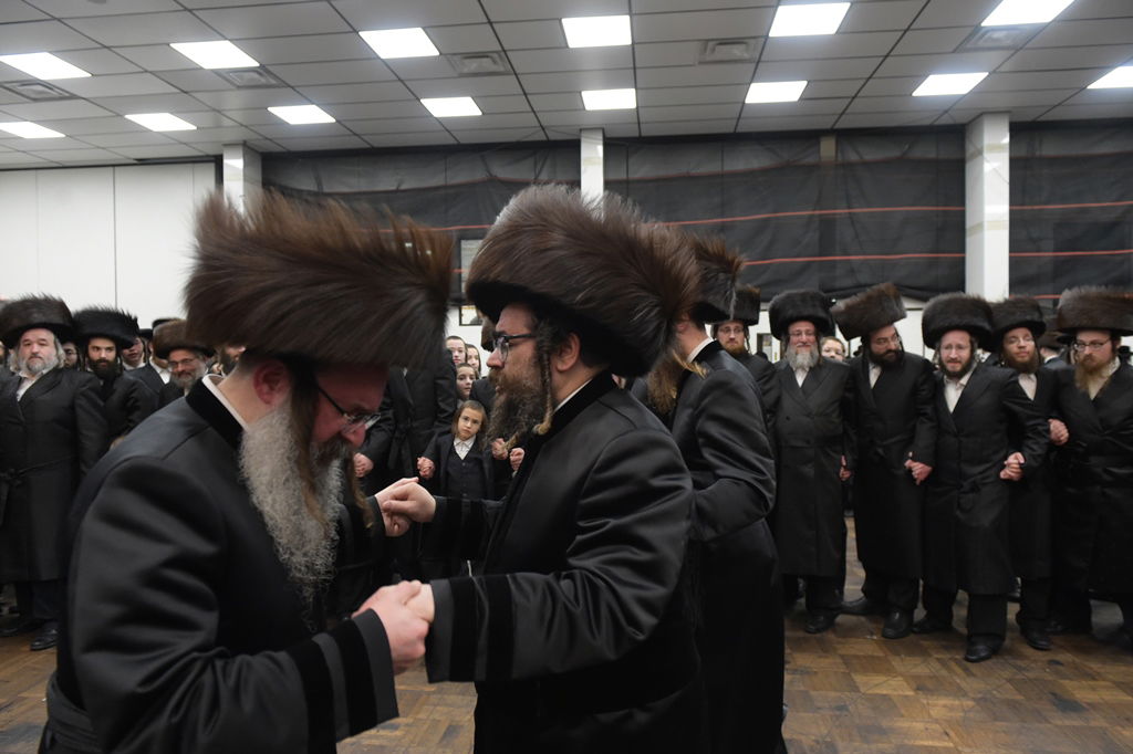 אלפים בשמחת החתונה לנכד האדמו"ר מסאטמר