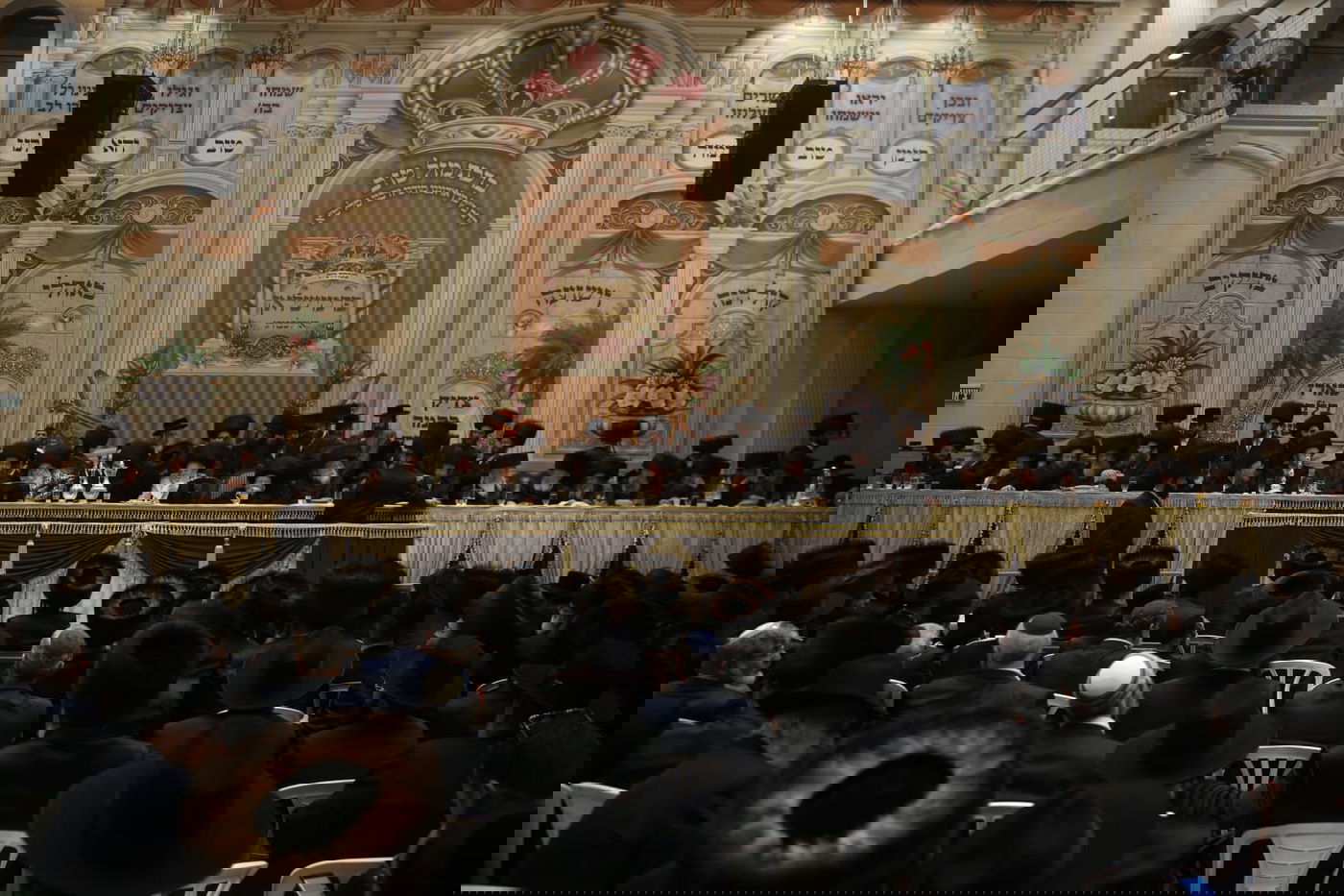 צפו: ה'מצווה טאנץ' לבת הרבי מפרמישלאן