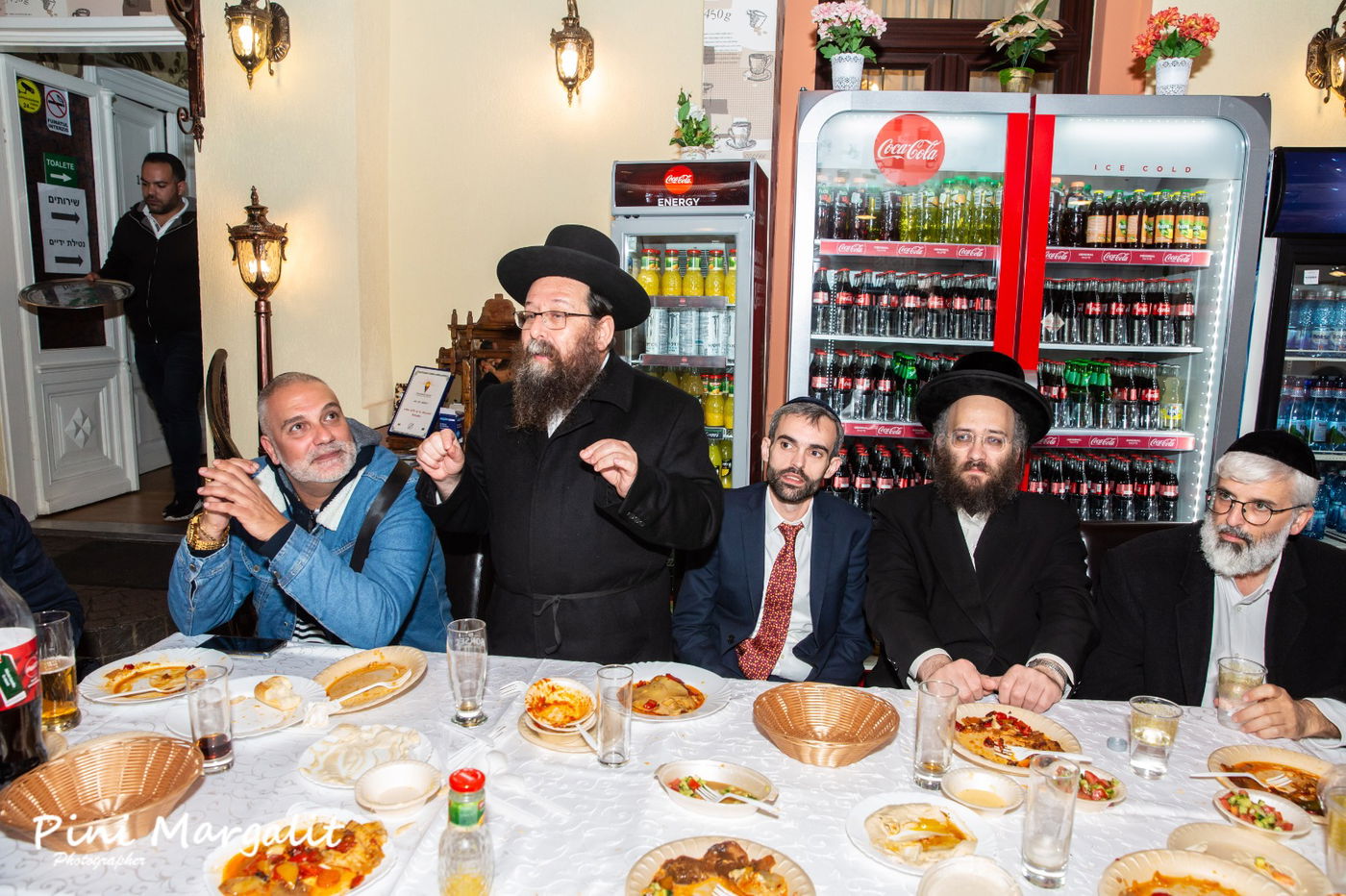 היסטוריה בבוקרשט: ס"ת הוכנס לזכרו של ה'פלא יועץ'