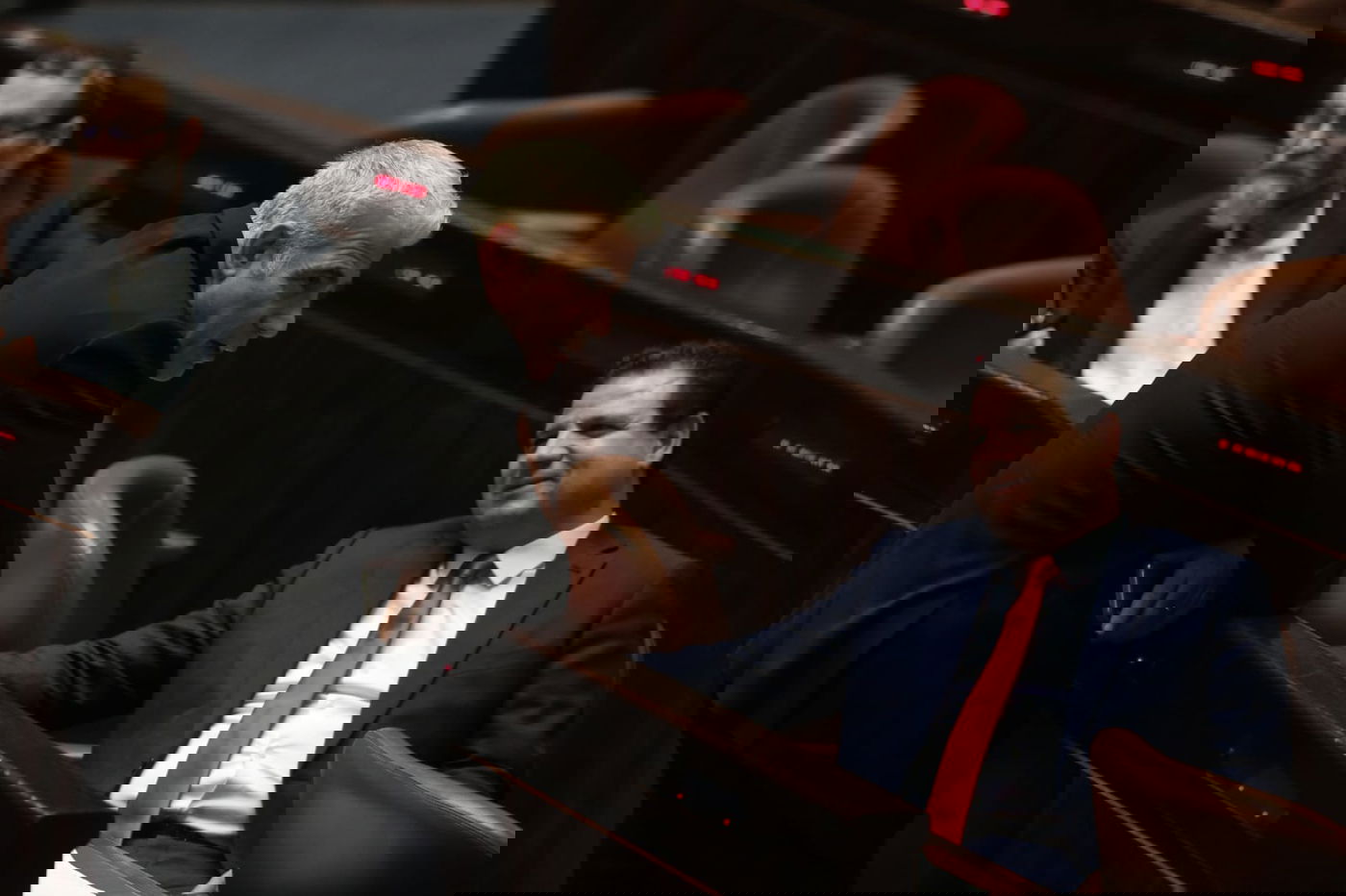 תיעוד: על מה שוחחו אורי מקלב ויאיר לפיד?