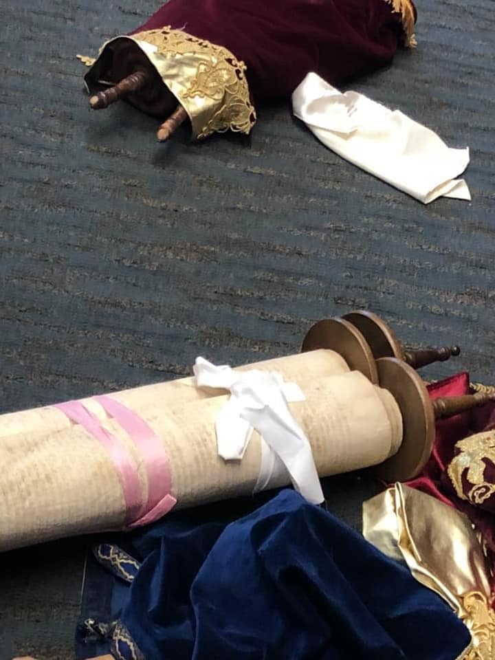 בית הכנסת של הקהילה הפרסית בבוורלי הילס - הושחת