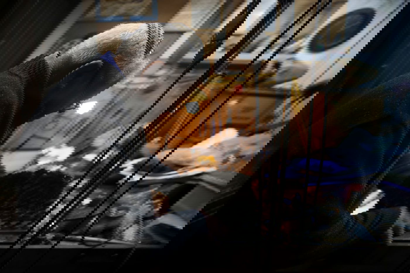 'מתקן החנוכיות' מנסה לעמוד בעומס העבודה