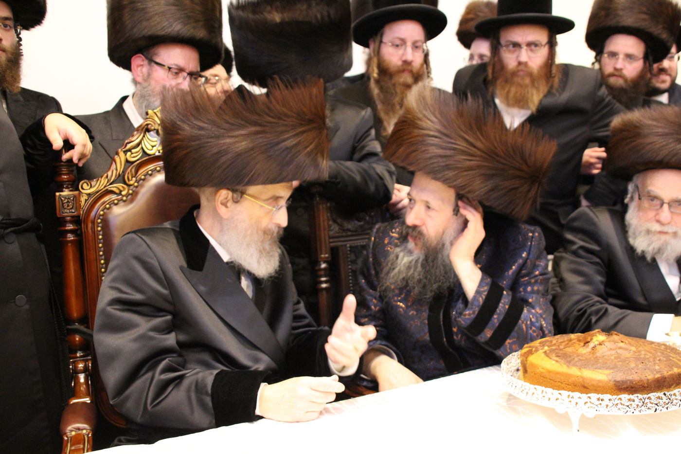 תיעוד: השבת של חסידי סאדיגורה עם הרבי בלונדון