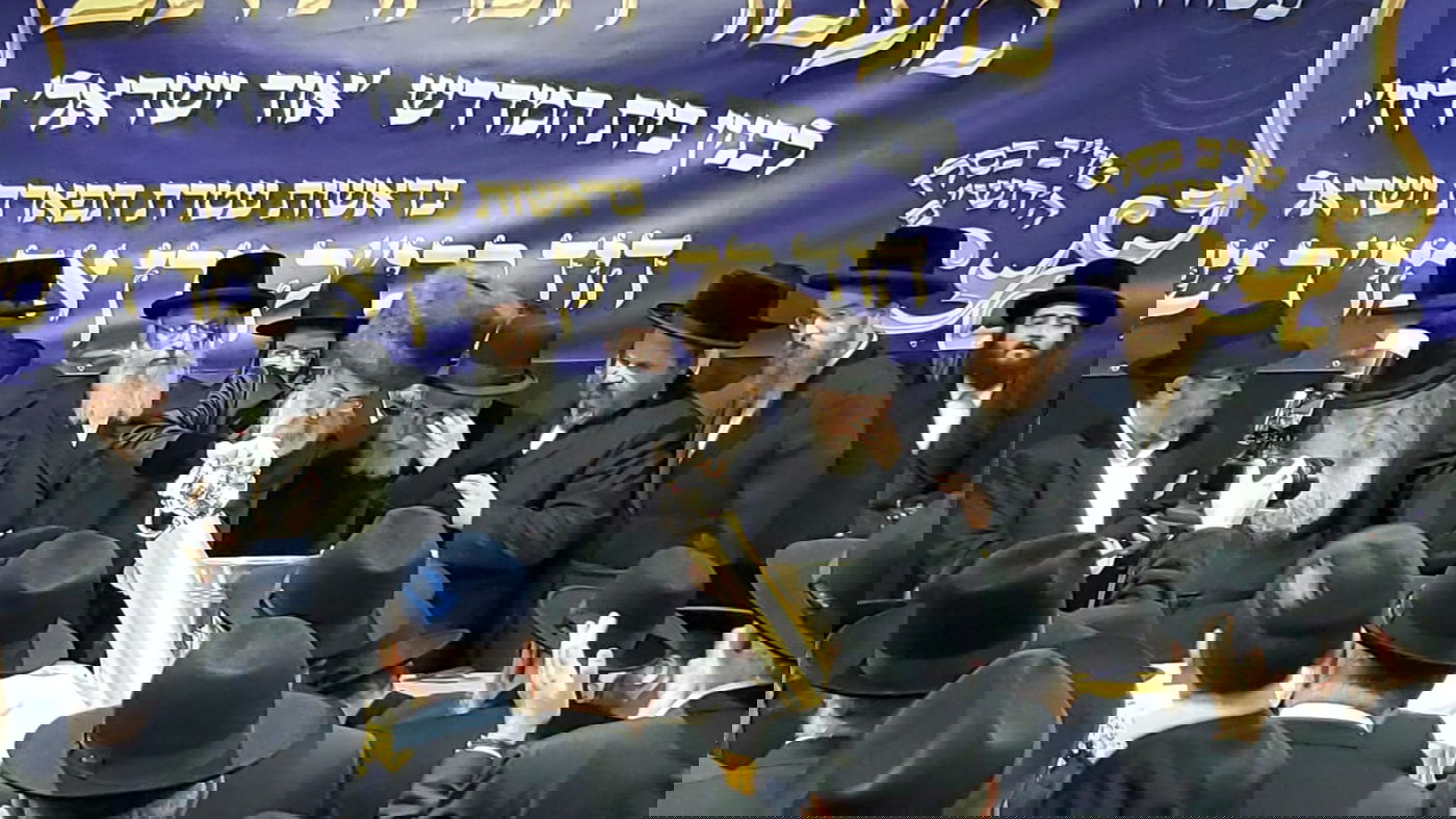 תיעוד: השבת של חסידי סאדיגורה עם הרבי בלונדון