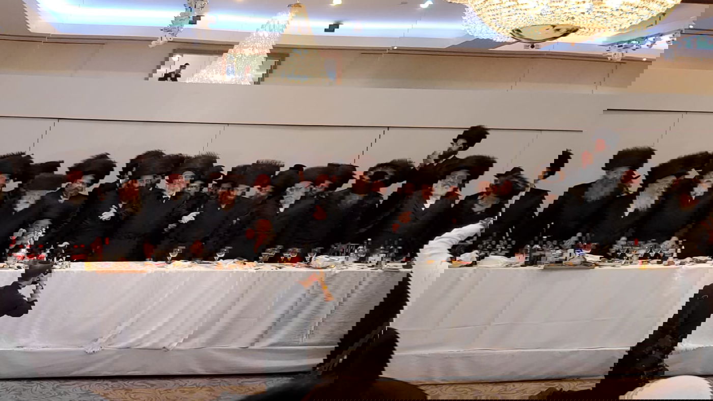 תיעוד: השבת של חסידי סאדיגורה עם הרבי בלונדון