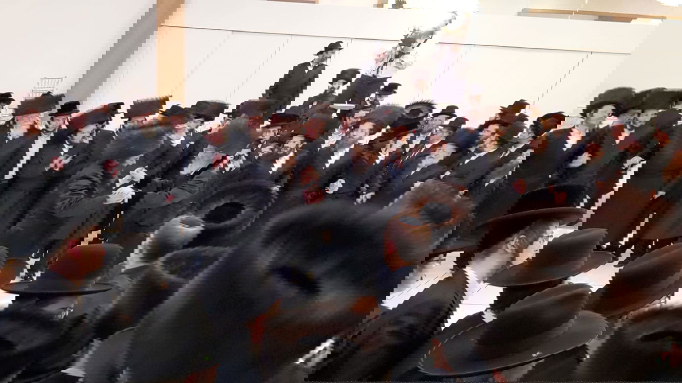 תיעוד: השבת של חסידי סאדיגורה עם הרבי בלונדון