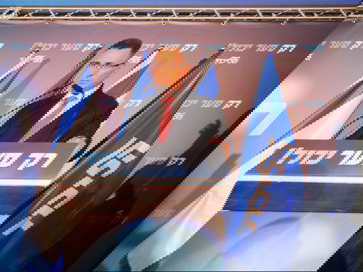 סער, נואם בכינוס הערב